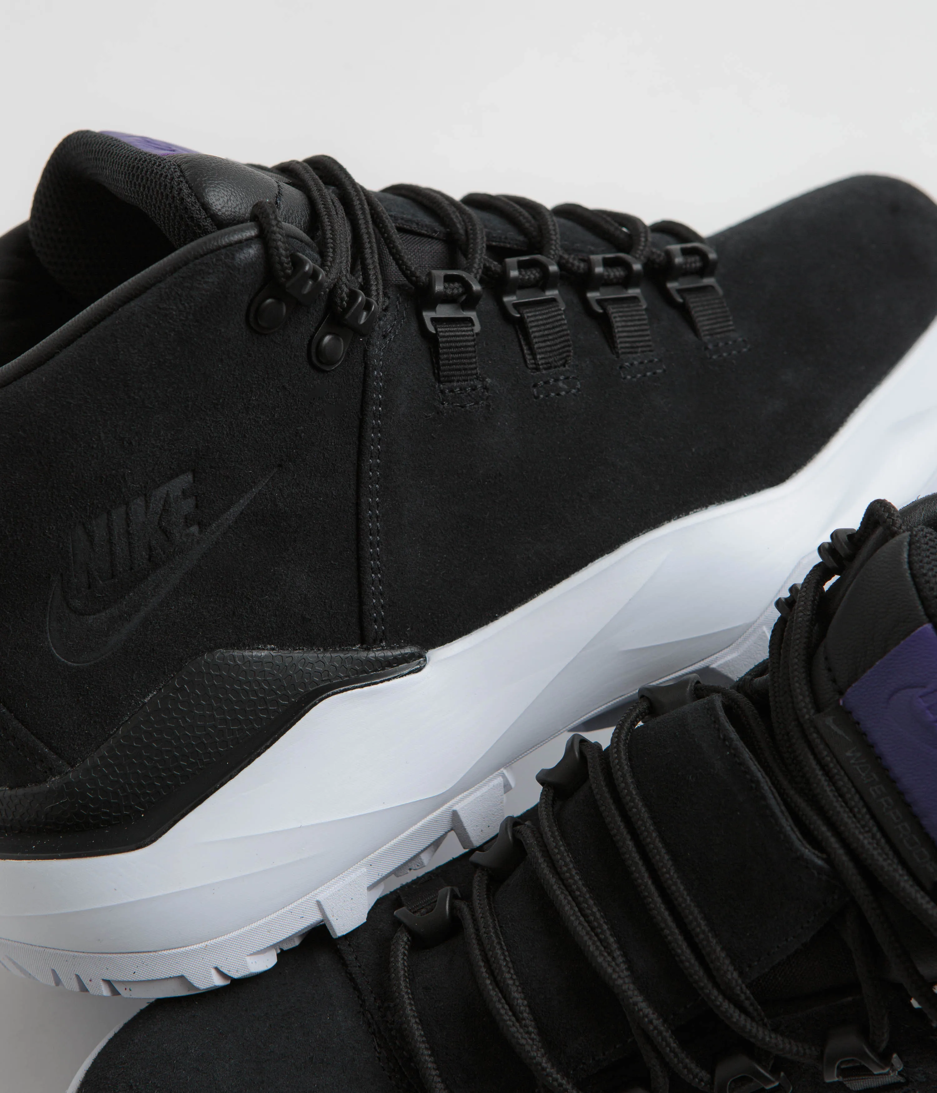 Nike Cygnal Shoes - Black / Court Purple - White - Black
