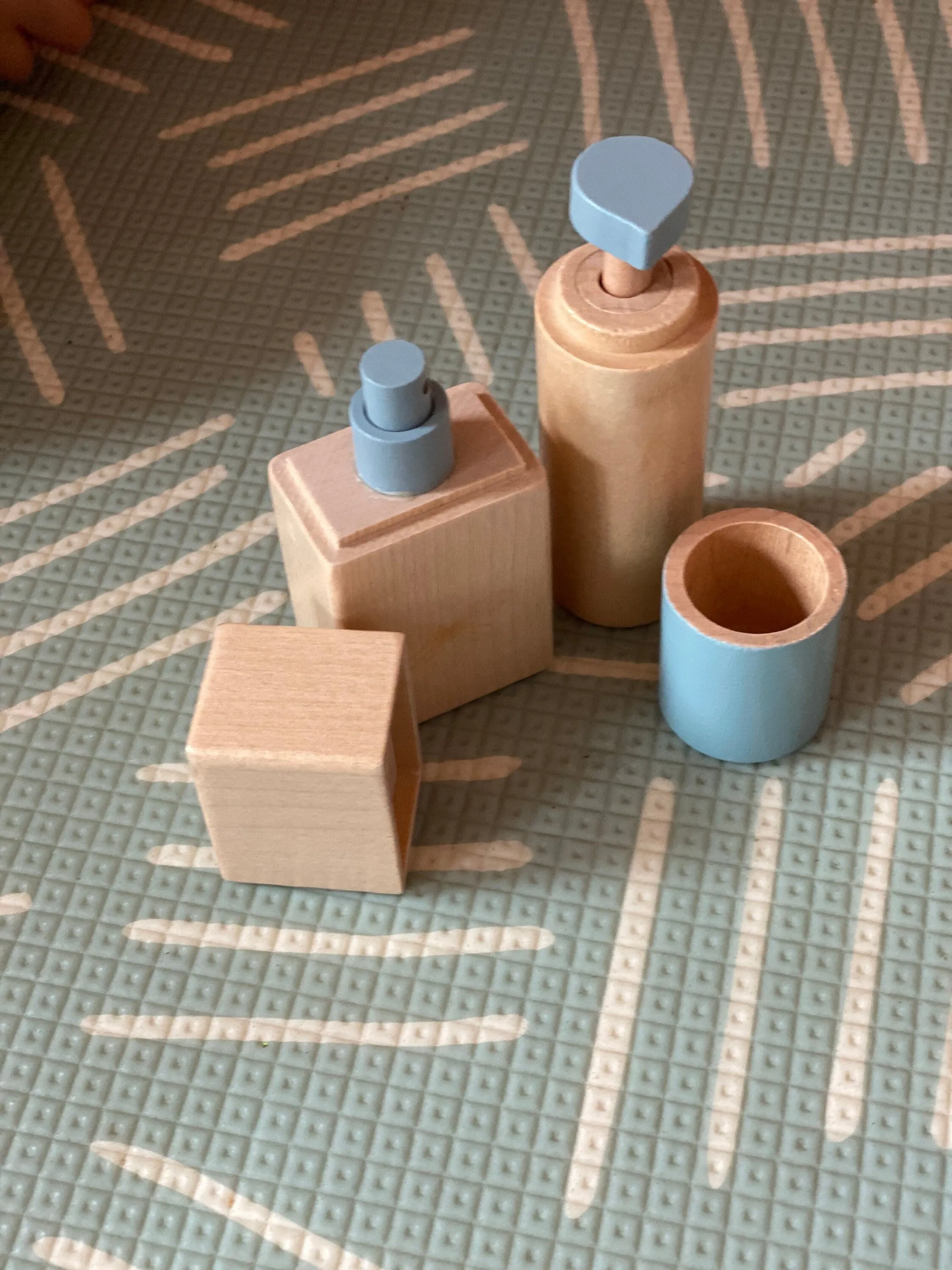Wooden Shaving kit: A Touch of Elegance for Little Gentlemen